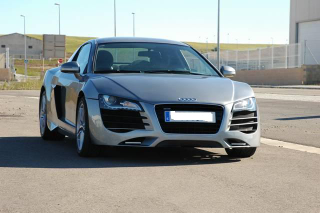 Illustration for article titled Man Builds Audi R8 Super Car Out Of A Mercury Cougar